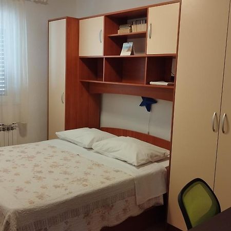 Apartmani Sabic A6 Макарска Экстерьер фото